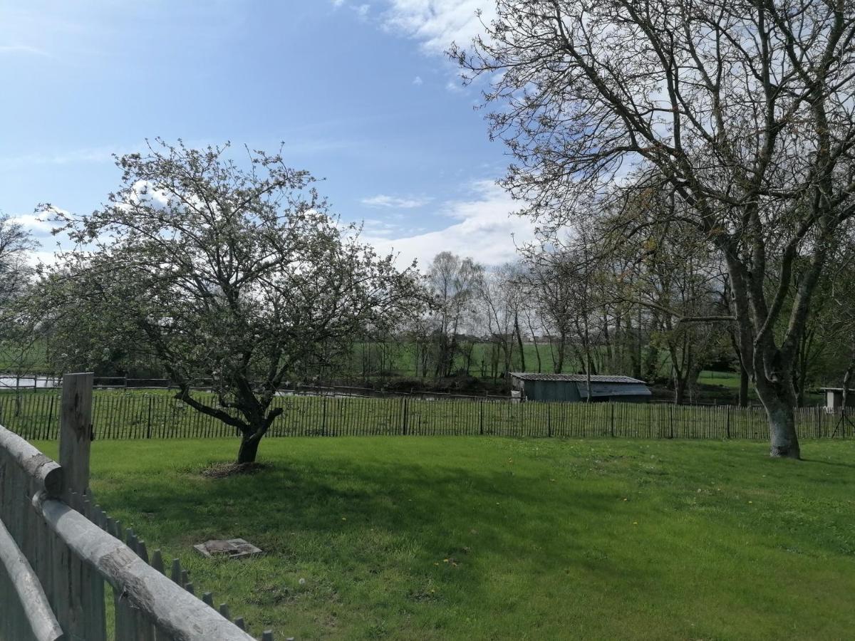 Les Petites Rives De La Motte Villa Pleugueneuc Екстериор снимка